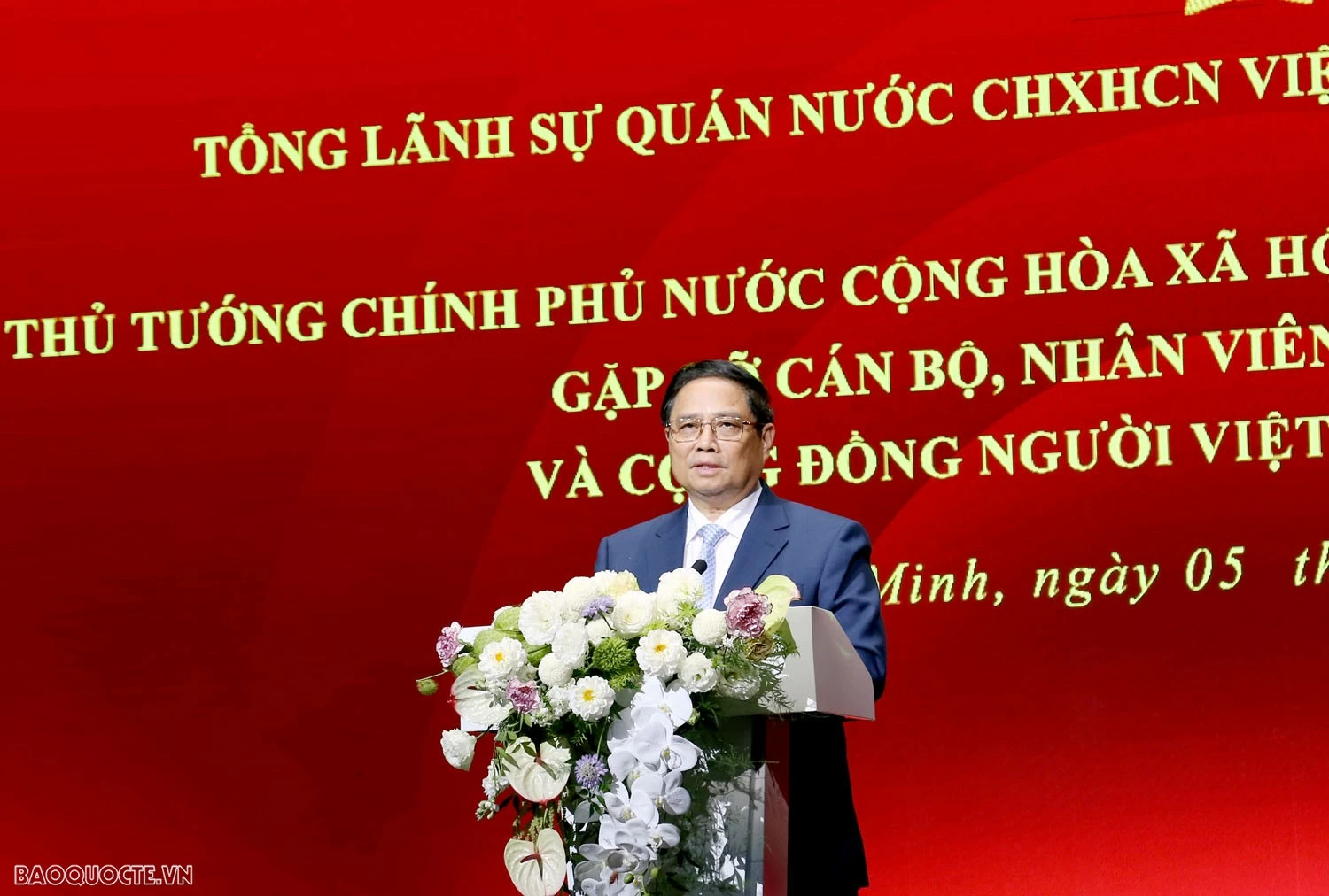 PM Pham Minh Chinh meets Vietnamese citizens in China’s Yunnan province PM Pham Minh Chinh meets Vietnamese citizens in China’s Yunnan province