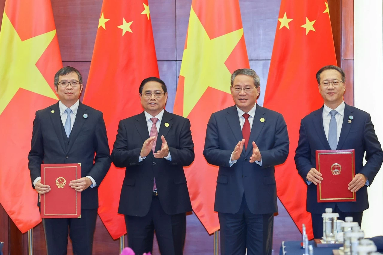 Prime Minister Pham Minh Chinh, Chinese Premier held talks in Kunming Prime Minister Pham Minh Chinh, Chinese Premier held talks in Kunming