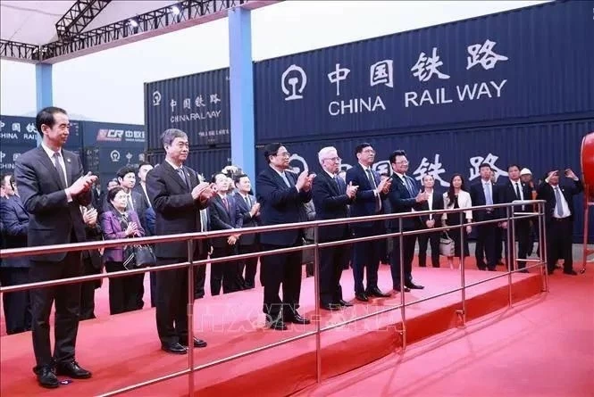 PM Pham Minh Chinh visits Chongqing International Logistics Hub Park PM Pham Minh Chinh visits Chongqing International Logistics Hub Park