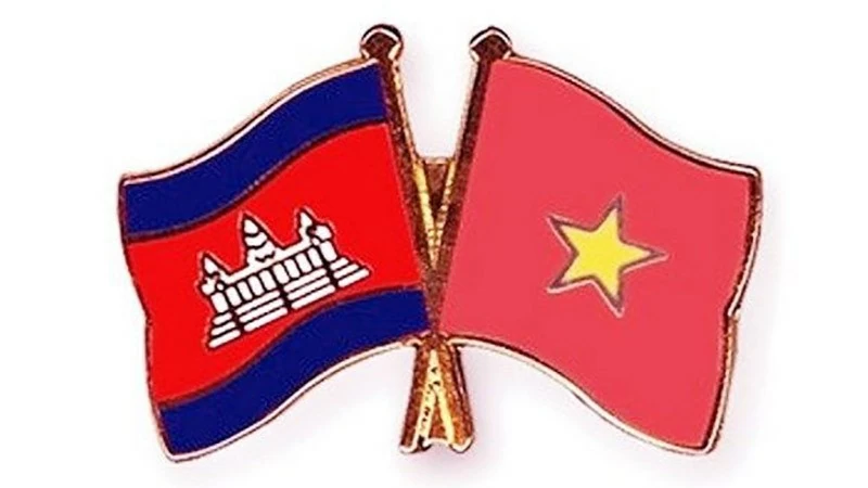 Vietnamese leaders congratulate Cambodia on Independence Day Vietnamese leaders congratulate Cambodia on Independence Day