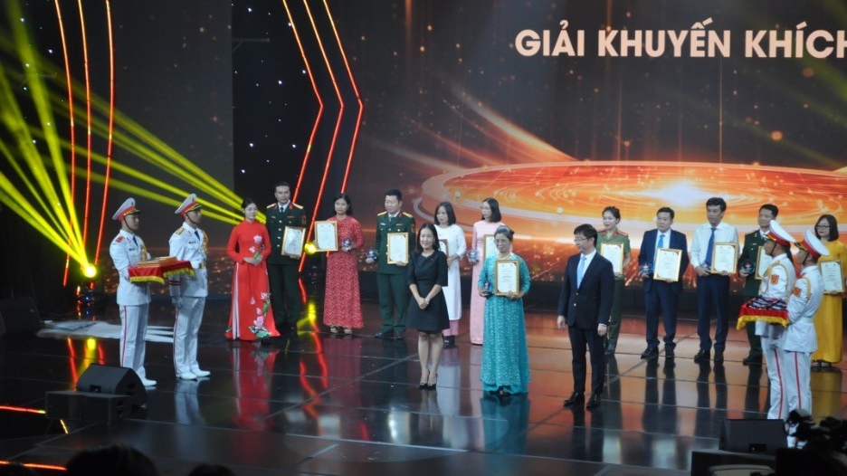 New Content of Regulations for the 17th Press Award 'For the Cause of Great National Unity'