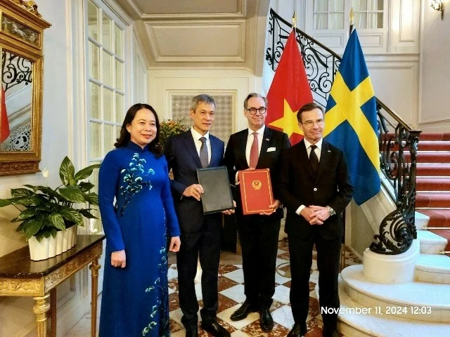 Vice President Vo Thi Anh Xuan holds talks with Swedish Prime Minister Vice President Vo Thi Anh Xuan holds talks with Swedish Prime Minister