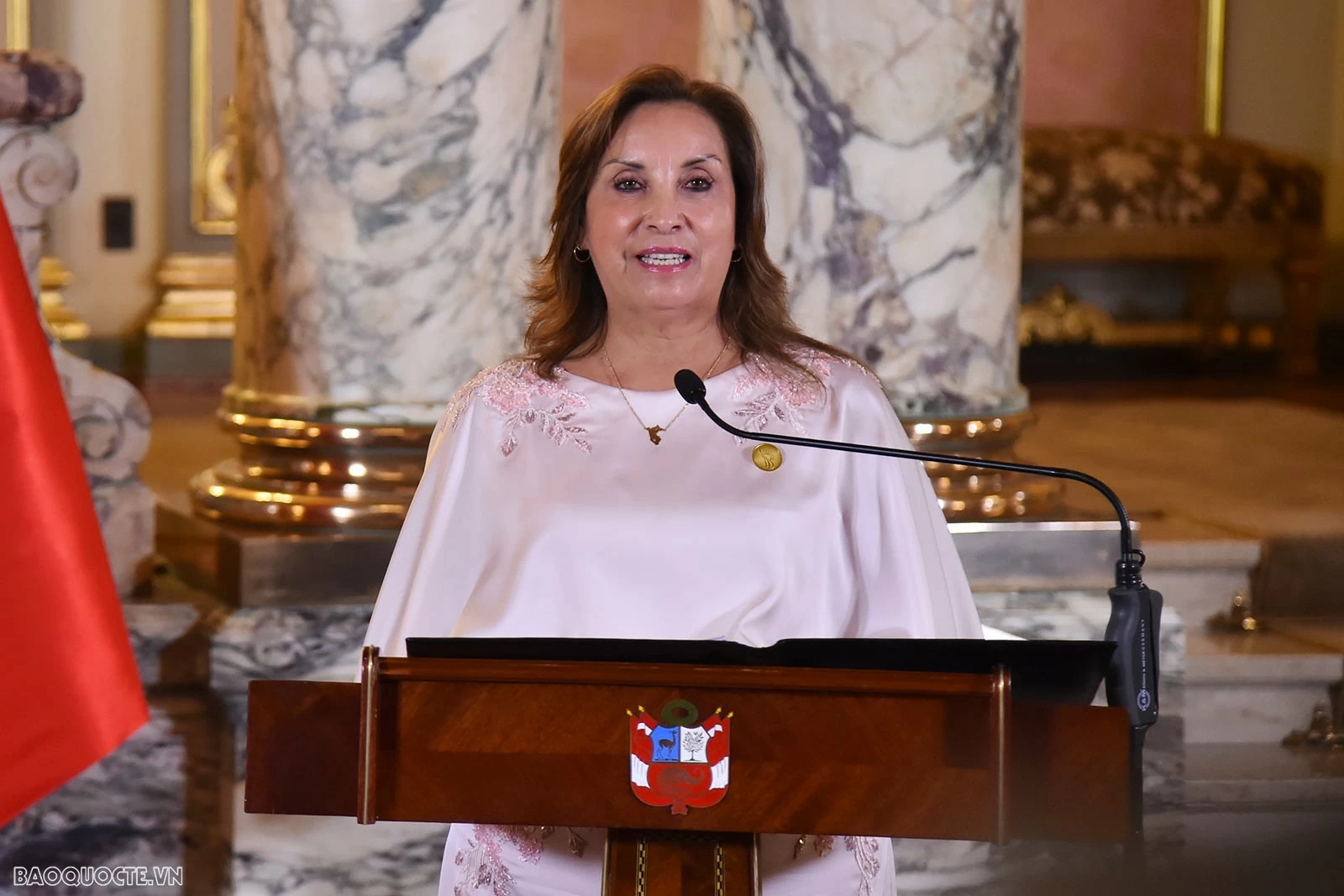 Vietnam, Peru Presidents meet with press to share view on development of bilateral relations Vietnam, Peru Presidents meet with press to share view on development of bilateral relations