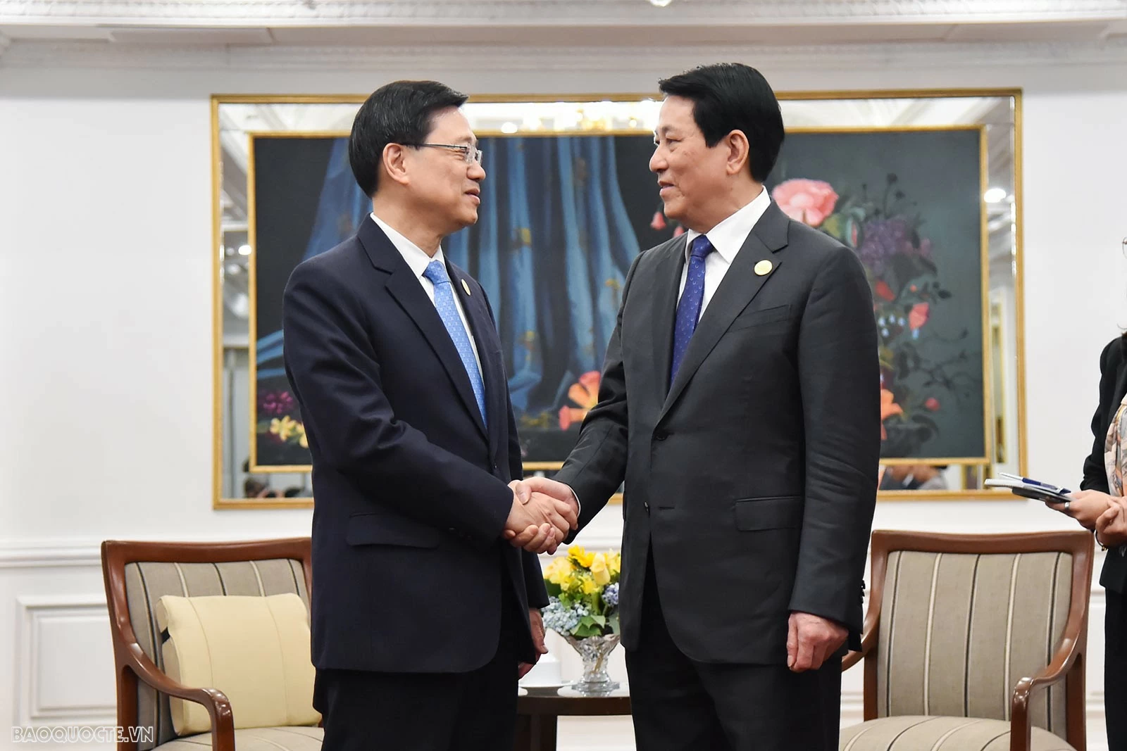 President Luong Cuong meets with Hong Kong leader John Lee Ka-chiu President Luong Cuong meets with Hong Kong leader John Lee Ka-chiu