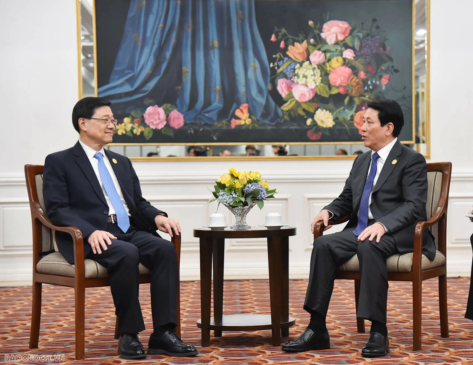 President Luong Cuong meets with Hong Kong leader John Lee Ka-chiu President Luong Cuong meets with Hong Kong leader John Lee Ka-chiu