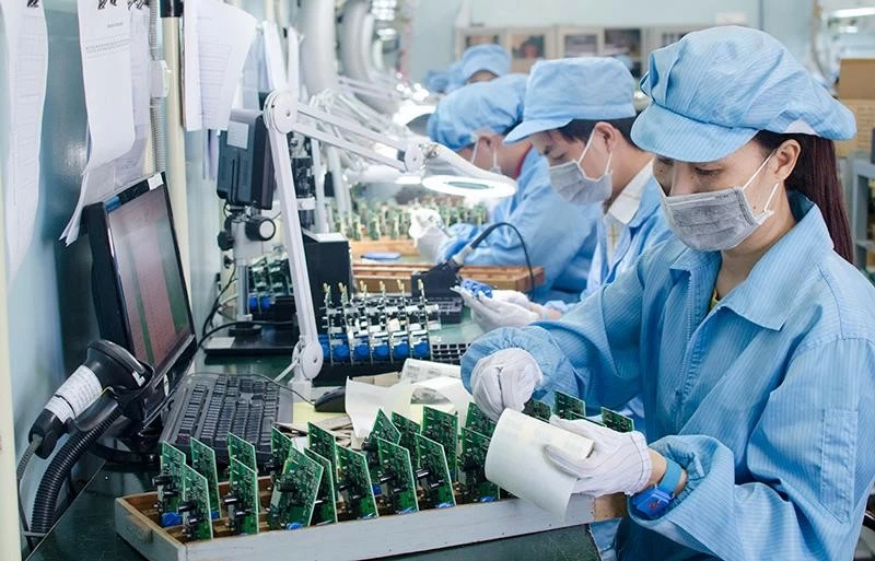 Vietnam sees opportunities to attract investments in electronics support industries Vietnam sees opportunities to attract investments in electronics support industries