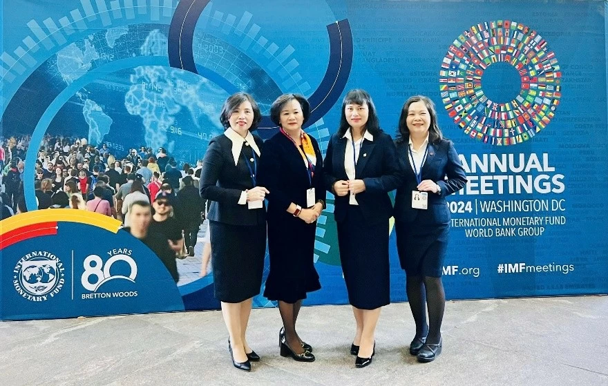 Đoàn công tác Agribank tham dự Hội nghị thường niên 2024 do WB và IMF đồng tổ chức tại Washington DC, Hoa Kỳ. Đoàn công tác Agribank tham dự Hội nghị thường niên 2024 do WB và IMF đồng tổ chức tại Washington DC, Hoa Kỳ.