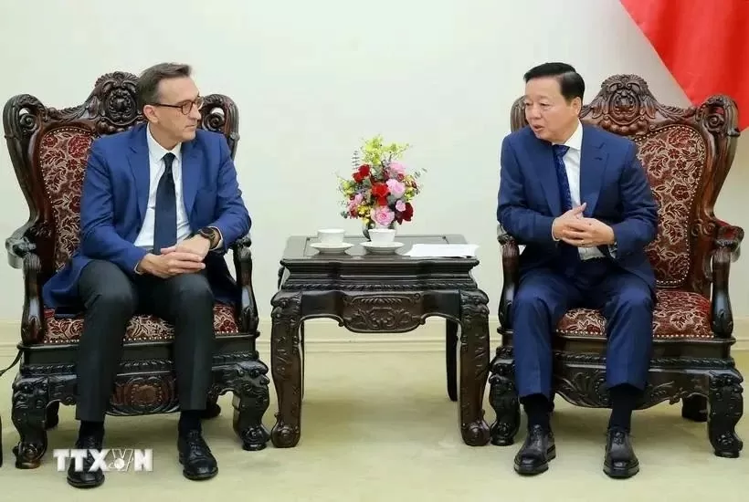 Deputy PM Tran Hong Ha hosts leader of French logistics giant in Hanoi Deputy PM Tran Hong Ha hosts leader of French logistics giant in Hanoi