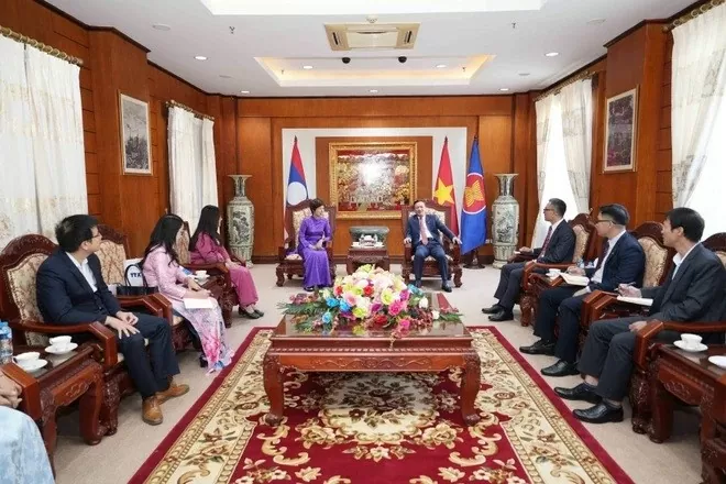 Lao Prime Minister Sonexay Siphandone receives VNA General Director in Vientiane Lao Prime Minister Sonexay Siphandone receives VNA General Director in Vientiane