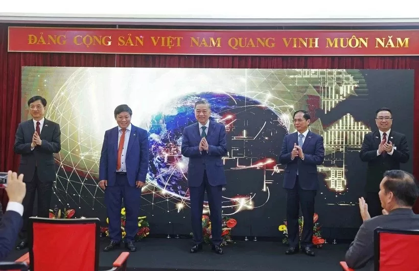 General Secretary To Lam attends opening ceremony of Hanoi - Kuala Lumpur Air Flight General Secretary To Lam attends opening ceremony of Hanoi - Kuala Lumpur Air Flight