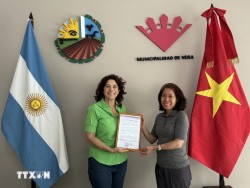 Ambassador commits to boosting trade relations Vietnam-Argentina