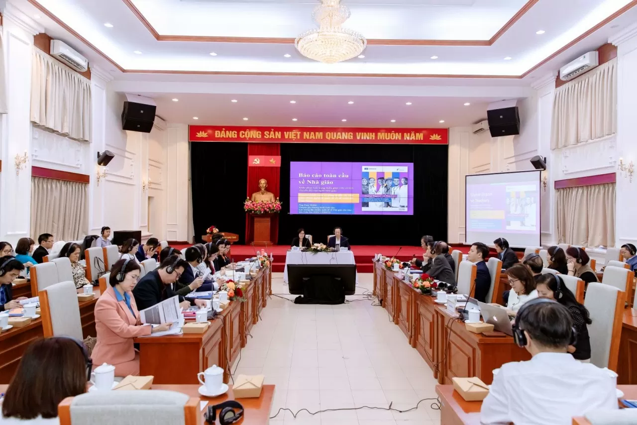 The National Consultation Workshop on Policy and Legislation Framework for Teachers: International Experiences and Recommendations for Vietnam in the Context of Globalization was held on November 26, 2024 in Hanoi. (Photo: UNESCO Vietnam) The National Consultation Workshop on Policy and Legislation Framework for Teachers: International Experiences and Recommendations for Vietnam in the Context of Globalization was held on November 26, 2024 in Hanoi. (Photo: UNESCO Vietnam)