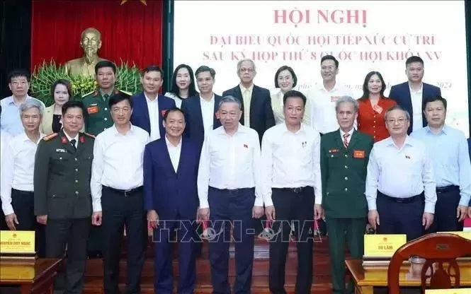General Secretary To Lam meets with Hung Yen voters General Secretary To Lam meets with Hung Yen voters