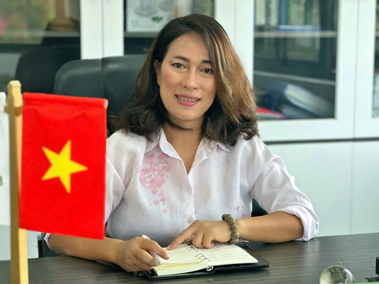 Bà Nguyễn Thị Cẩm Hằng, người sáng lập, Chủ tịch Công ty cổ phần Cao nguyên Bình Phước (Highlandbp). (Ảnh: NVCC) Bà Nguyễn Thị Cẩm Hằng, người sáng lập, Chủ tịch Công ty cổ phần Cao nguyên Bình Phước (Highlandbp). (Ảnh: NVCC)