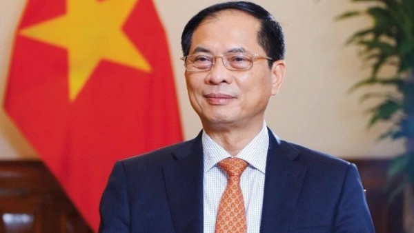 Deputy Prime Minister, Minister of Foreign Affairs Bui Thanh Son and Spouse will visit Laos