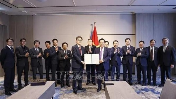 NA Chairman Tran Thanh Man meets with Vietnam-Japan Experts’ Society