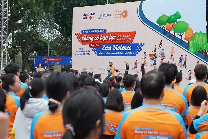 2,000 runners participated in the race champions a vision for a joyful, violence-free life for women and girls 2,000 runners participated in the race champions a vision for a joyful, violence-free life for women and girls