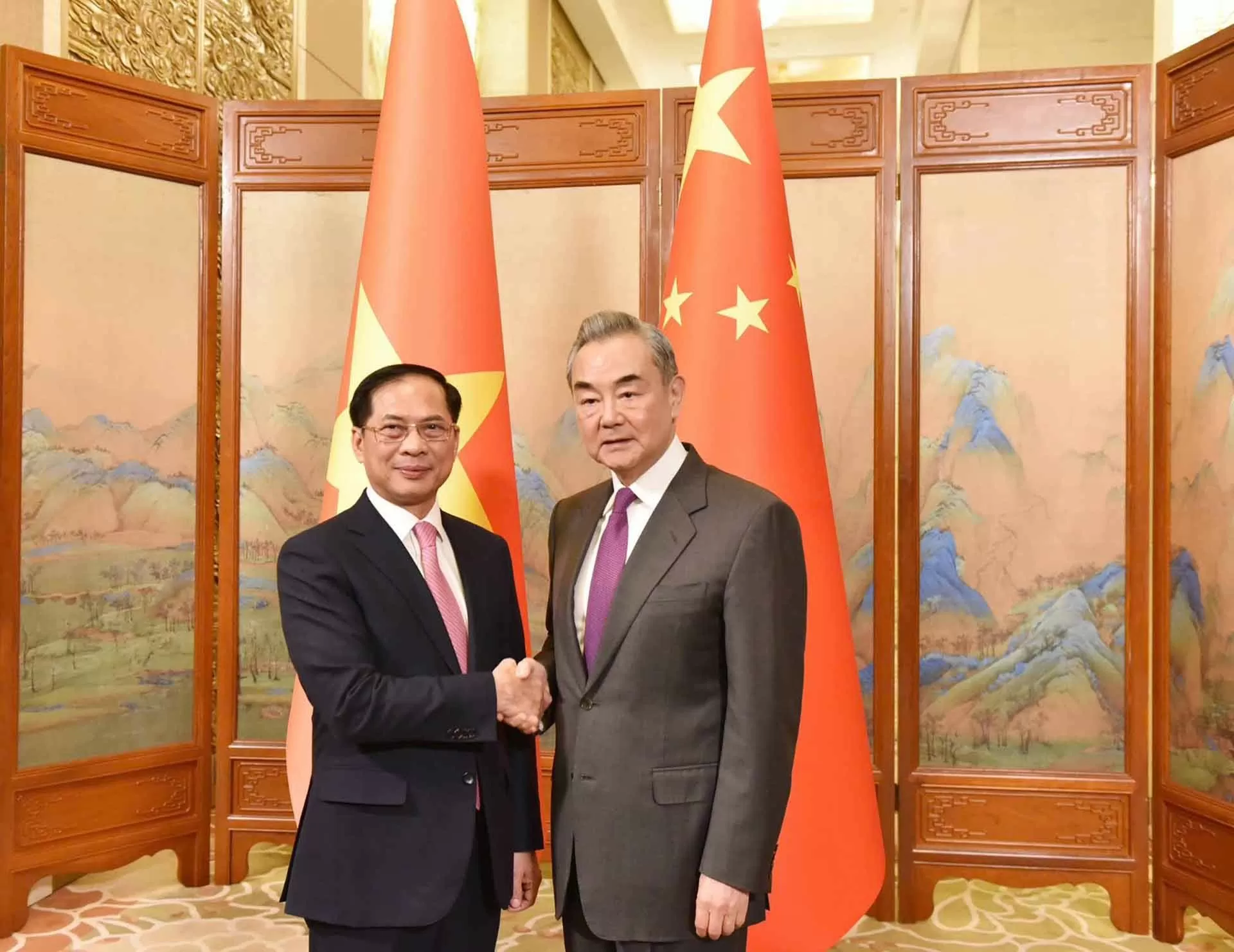 Vietnam - China Steering Committee for Bilateral Cooperation convened 16th meeting in Beijing Vietnam - China Steering Committee for Bilateral Cooperation convened 16th meeting in Beijing