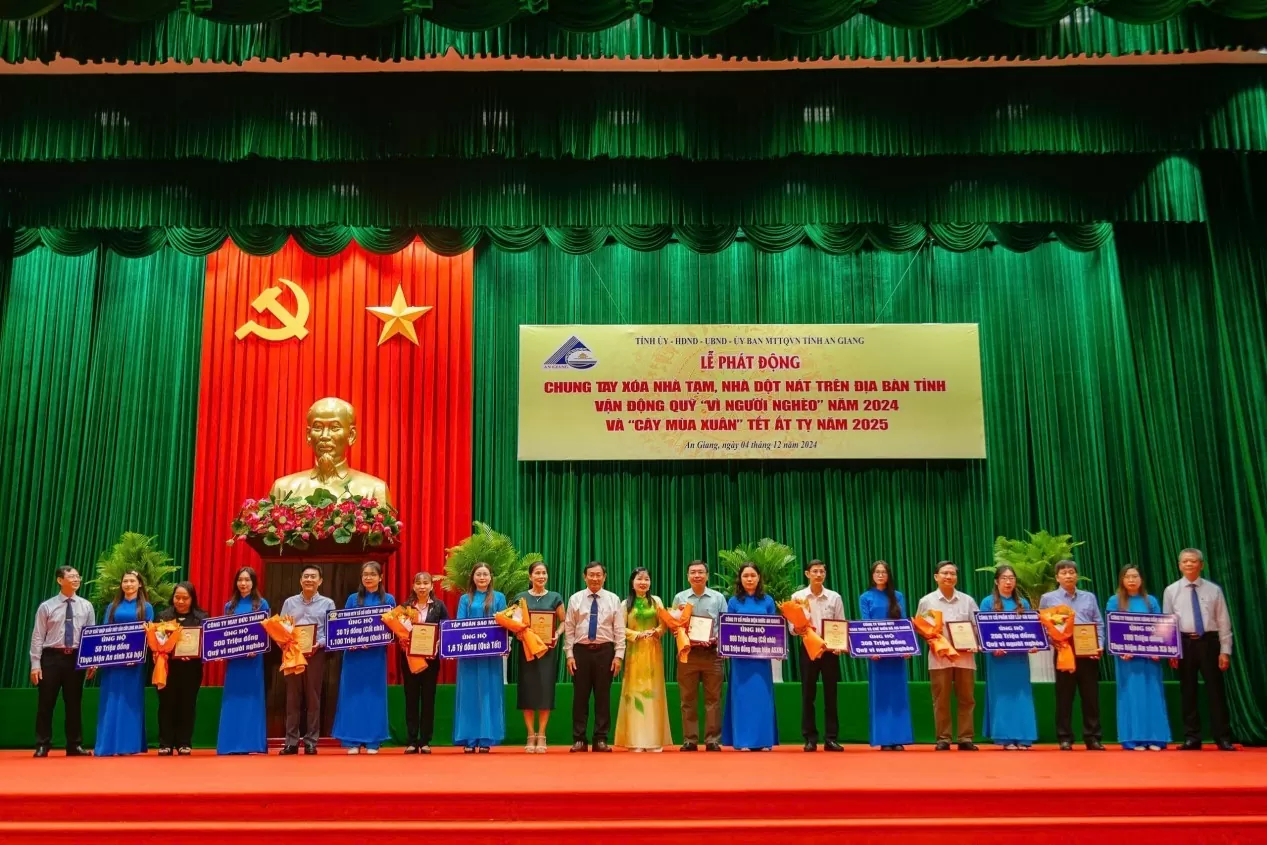 Sao Mai Group chung tay xóa nhà tạm, vì người nghèo, cây mùa xuân Tết Ất Tỵ 2025 Sao Mai Group chung tay xóa nhà tạm, vì người nghèo, cây mùa xuân Tết Ất Tỵ 2025