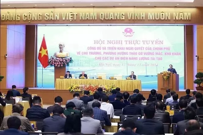 PM Pham Minh Chinh orders swift resolution of challenges for renewable energy projects PM Pham Minh Chinh orders swift resolution of challenges for renewable energy projects