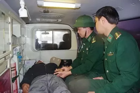 Foreign sailor brought ashore for emergency medical treatment Foreign sailor brought ashore for emergency medical treatment