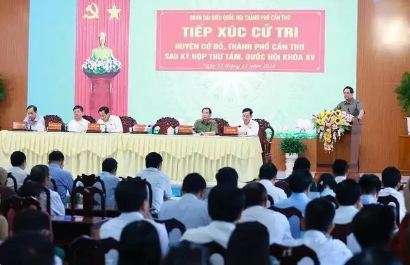 PM meets with voters in Can Tho PM Pham Minh Chinh meets with voters in Can Tho