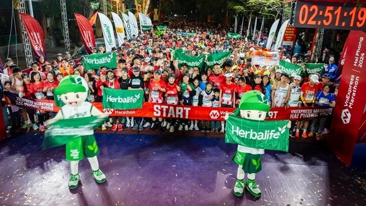Herbalife Vietnam supported VnExpress Marathon Hai Phong for the second consecutive time to promote healthy active lifestyles