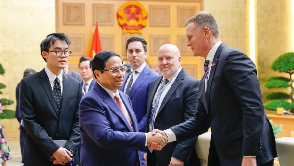 PM Pham Minh Chinh welcomes US aerospace, defence, security enterprises