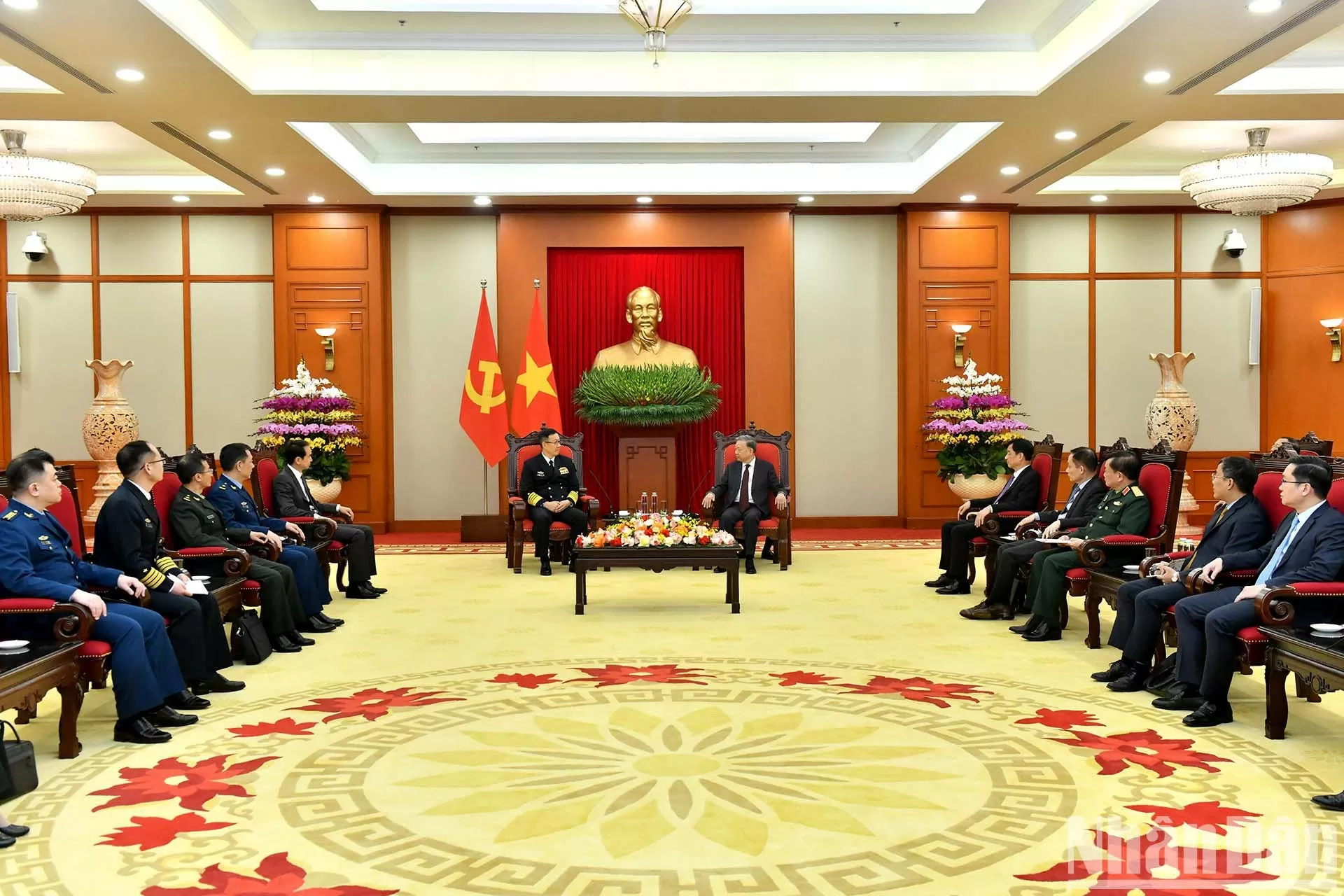 General Secretary To Lam receives Chinese Minister of Defence Dong Jun General Secretary To Lam receives Chinese Minister of Defence Dong Jun