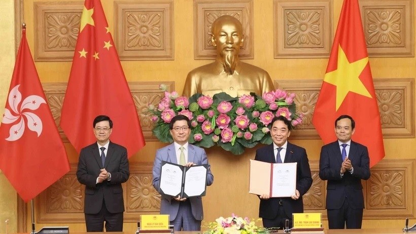 Vietnam, China’s Hong Kong strengthening economic collaboration: Trade Office