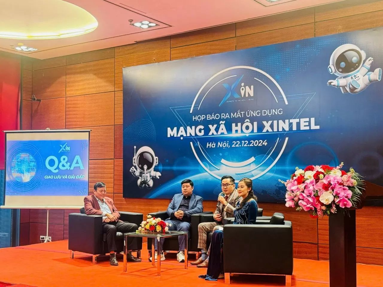 Họp báo ra mắt mạng xã hội Xintel, ngày 22/12 tại Trung tâm Hội nghị quốc gia, Hà Nội ngày 22/12. (Ảnh: BTC) Họp báo ra mắt mạng xã hội Xintel, ngày 22/12 tại Trung tâm Hội nghị quốc gia, Hà Nội ngày 22/12. (Ảnh: BTC)