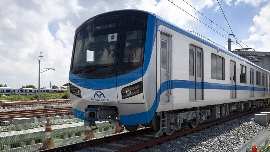 Metro Line 1 records of 150,000 passengers on opening day