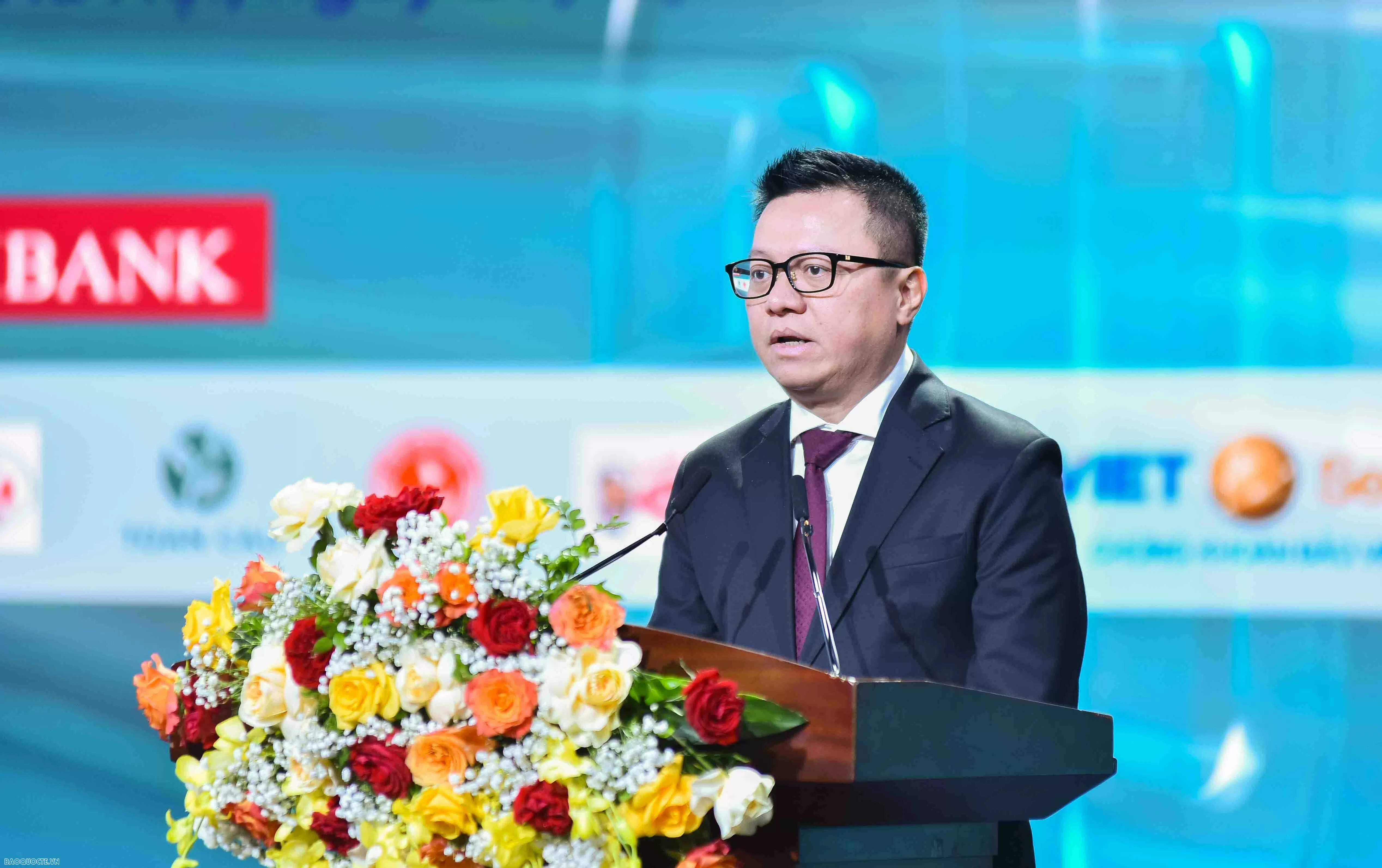 World&Vietnam Report’s 35th anniversary: A Happy Celebration World&Vietnam Report’s 35th anniversary: A Happy Celebration