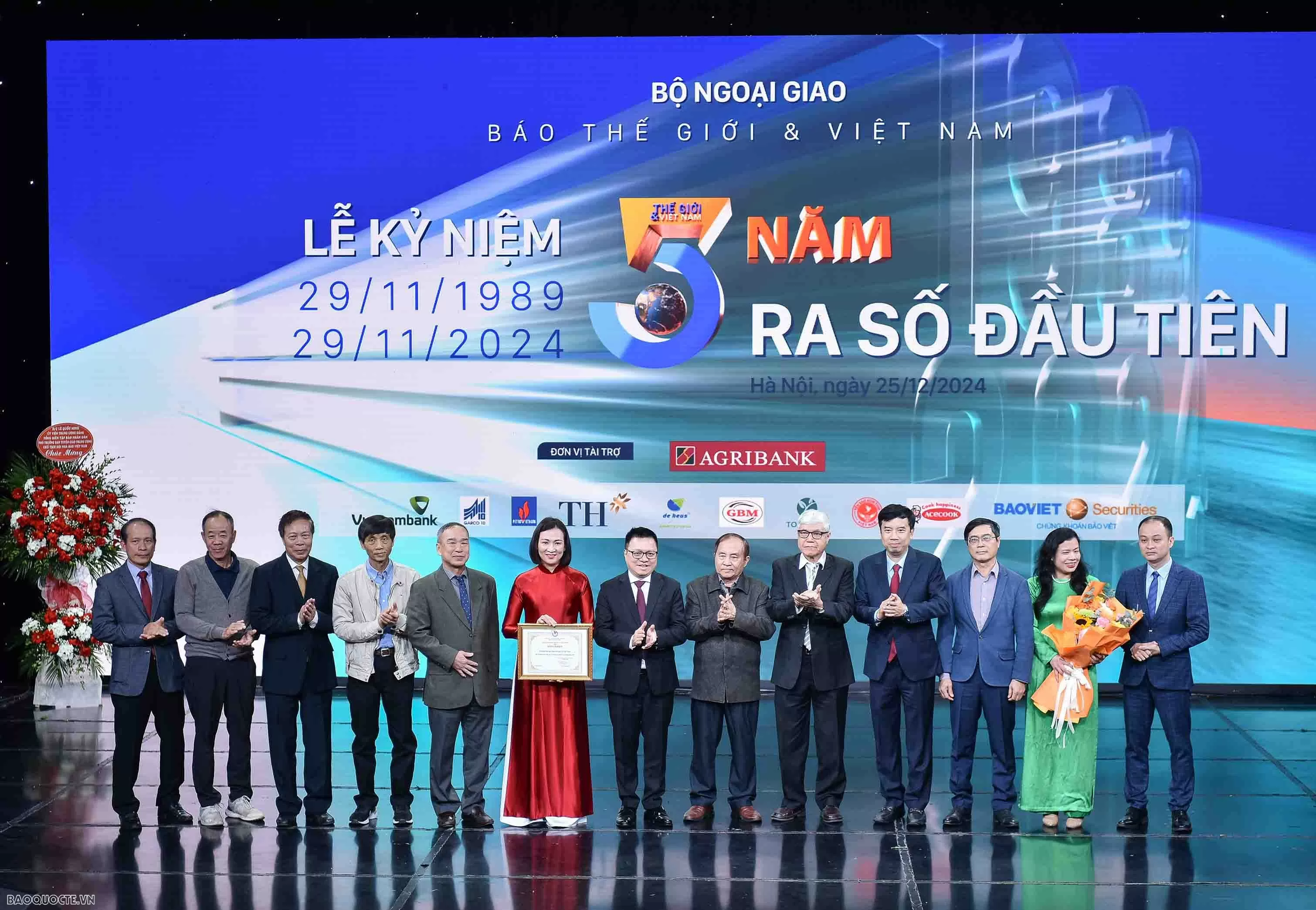 World&Vietnam Report’s 35th anniversary: A Happy Celebration World&Vietnam Report’s 35th anniversary: A Happy Celebration