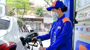 NA Standing Committee approves fuel environmental tax cut for another year