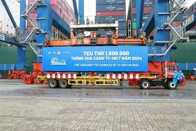 The 1.5 millionth TEU is handled at the The Tan Cang Hai Phong International Container Terminal (TC-HICT) in the northern city of Hai Phong in 2024. (Photo: VNA) The 1.5 millionth TEU is handled at the The Tan Cang Hai Phong International Container Terminal (TC-HICT) in the northern city of Hai Phong in 2024. (Photo: VNA)