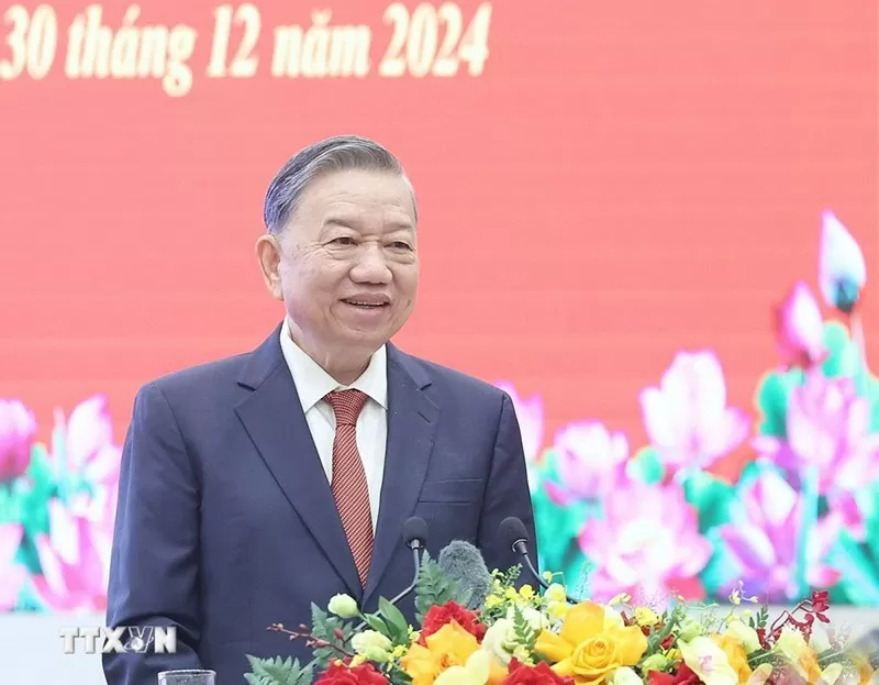 General Secretary To Lam receives prominent intellectuals, scientists nationwide General Secretary To Lam receives prominent intellectuals, scientists nationwide