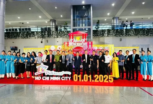 High hopes for a prosperous year with first visitors in New Year 2025 High hopes for a prosperous year with first visitors in New Year 2025