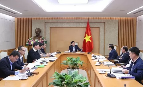 Deputy PM urges specific roadmap for EV shift Deputy PM urges specific roadmap for EV shift