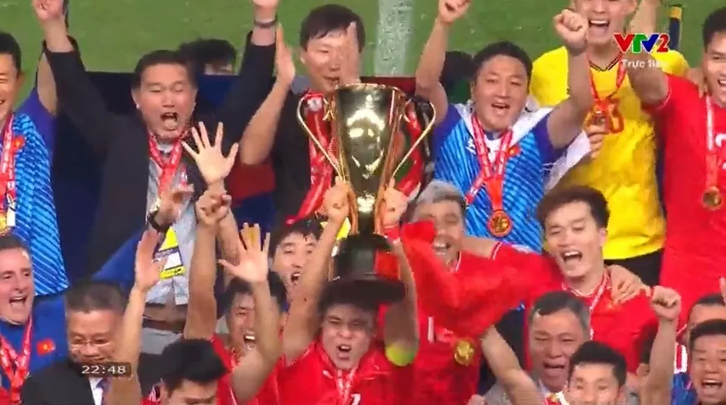 PM Pham Minh Chinh congratulates men's national football team for ASEAN Cup 2024 victory PM Pham Minh Chinh congratulates men's national football team for ASEAN Cup 2024 victory