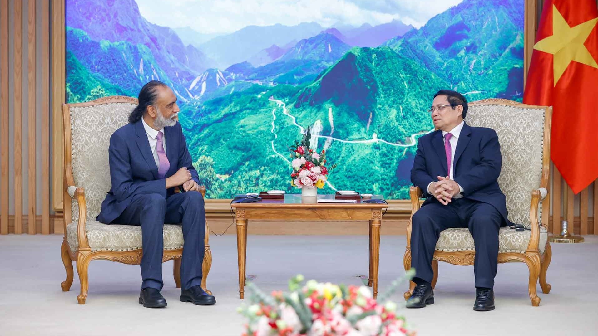 PM Pham Minh Chinh receives UN Under-Secretary-General for Digital and Emerging Technologies