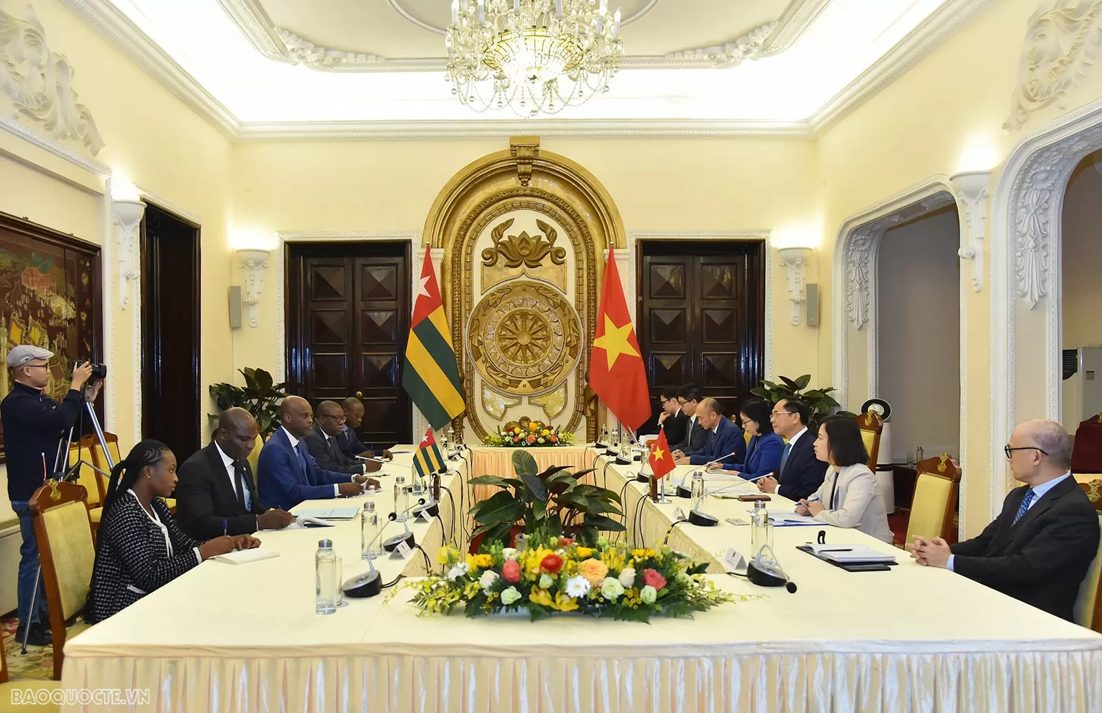 Vietnam, Togo Foreign Ministers hold talks to develop relations in effective, substantive manner Vietnam, Togo Foreign Ministers hold talks to develop relations in effective, substantive manner