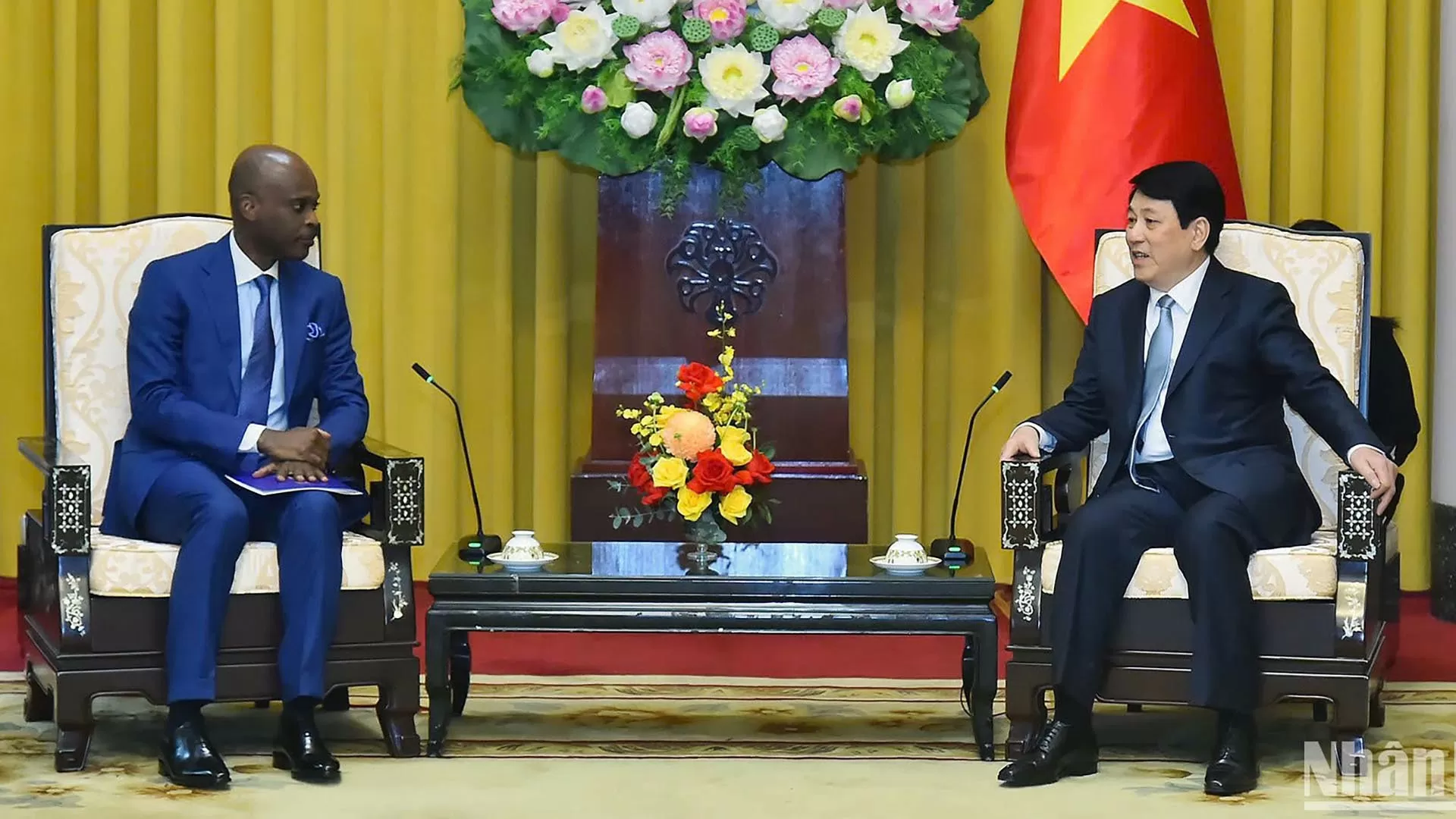 President Luong Cuong receives Togo’s Foreign Minister Robert Dussey President Luong Cuong receives Togo’s Foreign Minister Robert Dussey
