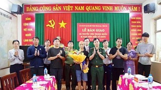 Five sailors in distress handed over to Chinese Consulate General