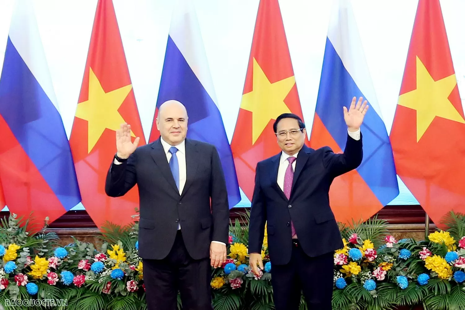 Thủ tướng Chính phủ Phạm Minh đánh giá cao ý nghĩa quan trọng chuyến thăm của Thủ tướng Chính phủ Mikhail Mishustin và tin tưởng chuyến thăm sẽ tạo động lực mạnh mẽ cho việc củng cố và làm sâu sắc hơn nữa quan hệ Đối tác chiến lược toàn diện Việt Nam – Nga trong thời gian tới. Thủ tướng Chính phủ Phạm Minh đánh giá cao ý nghĩa quan trọng chuyến thăm của Thủ tướng Chính phủ Mikhail Mishustin và tin tưởng chuyến thăm sẽ tạo động lực mạnh mẽ cho việc củng cố và làm sâu sắc hơn nữa quan hệ Đối tác chiến lược toàn diện Việt Nam – N