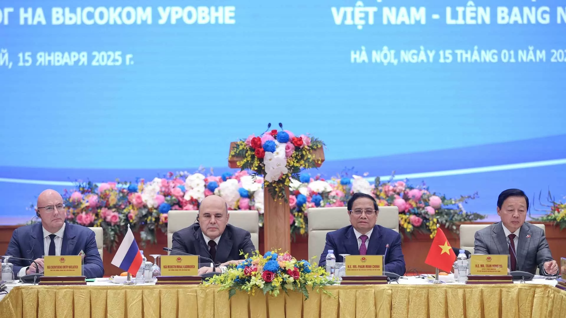 Vietnam, Russia adopted Joint Communiqué on Russian Prime Minister's official visit to Vietnam Vietnam, Russia adopted Joint Communiqué on Russian Prime Minister's official visit to Vietnam