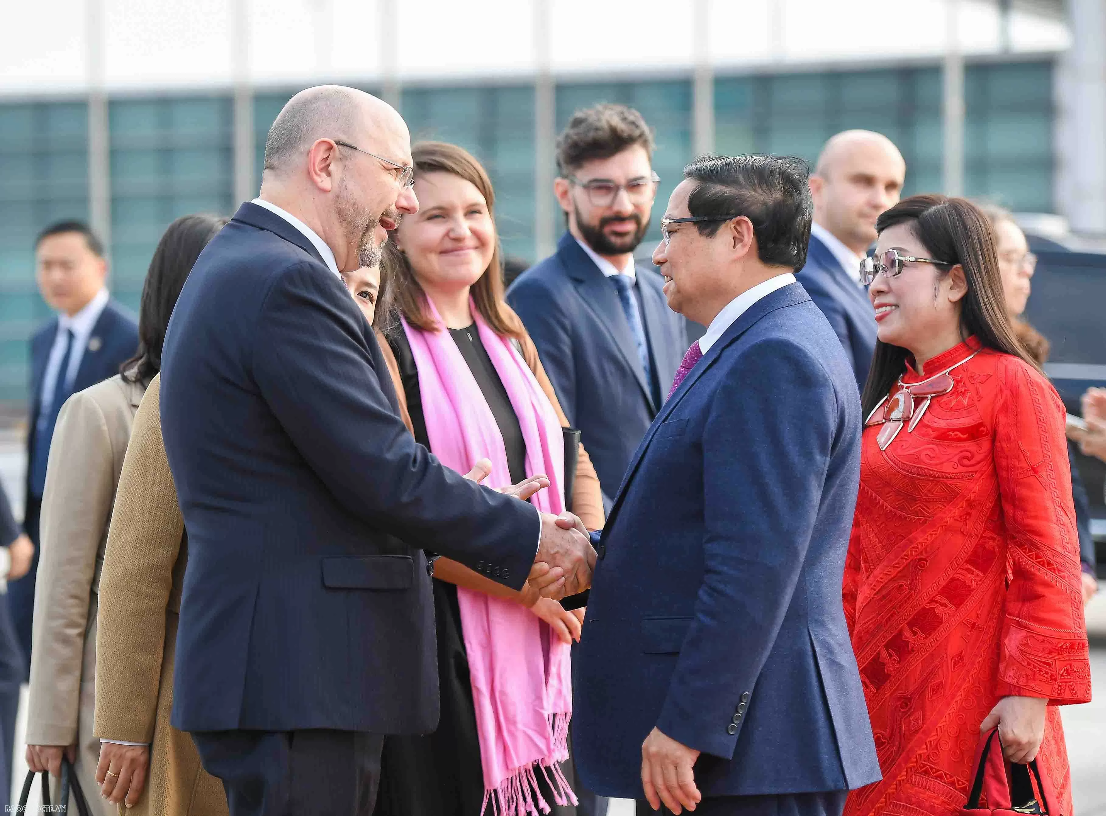 Vietnam is playing an increasingly active role at the World Economic Forum (WEF): Swiss Ambassador Vietnam is playing an increasingly active role at the World Economic Forum (WEF): Swiss Ambassador