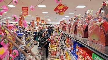 PM signed dispatch to order development of domestic market, consumption stimulation on Tet Lunar New Year