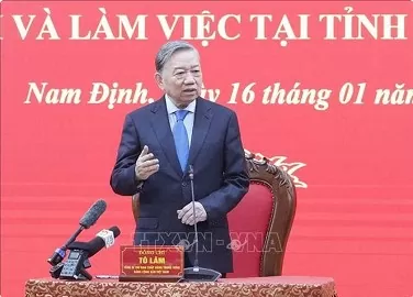 Nam Dinh requested to maintain double-digit economic growth Nam Dinh requested to maintain double-digit economic growth