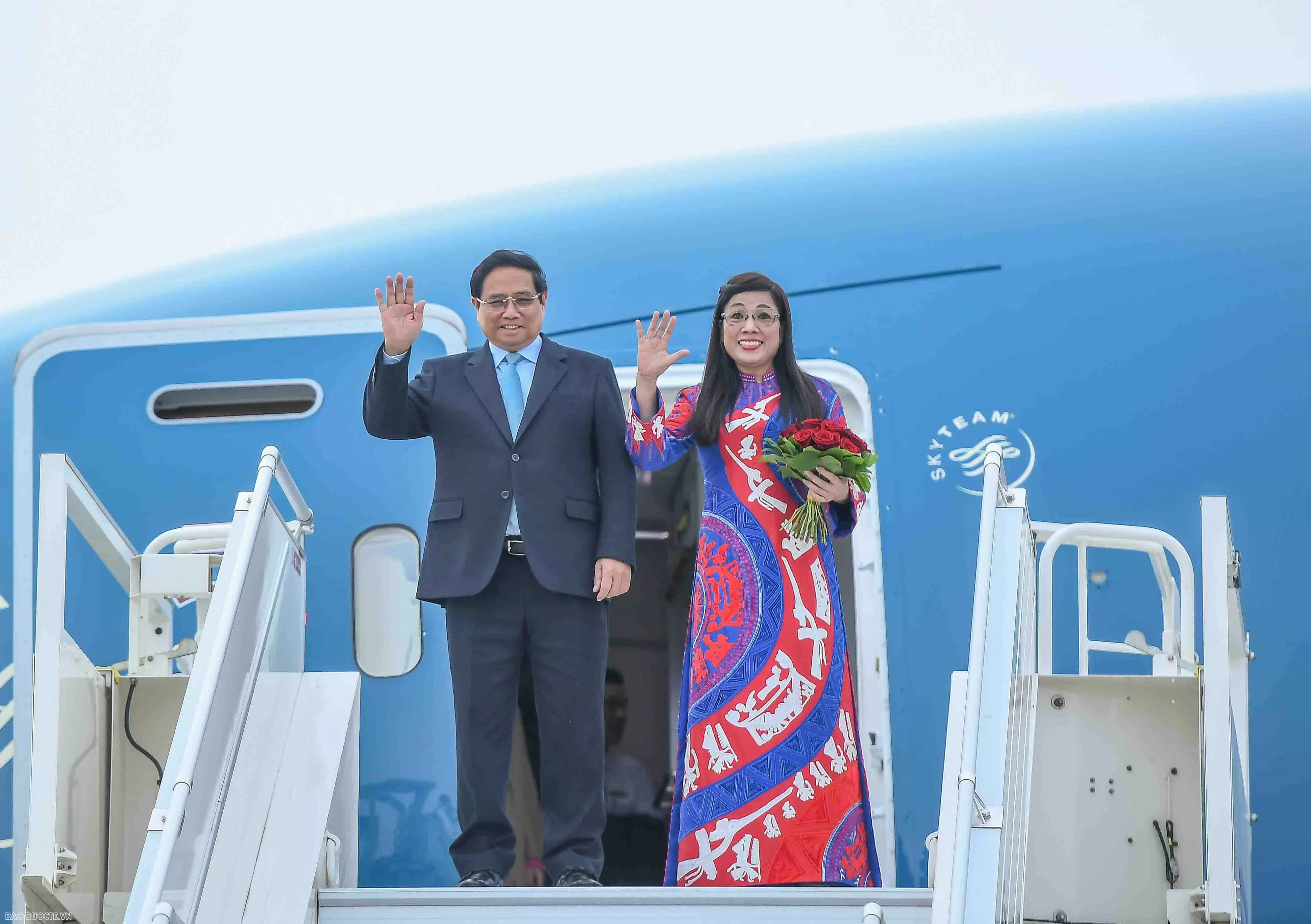 PM Pham Minh Chinh arrives in Prague, beginning official visit to Czech Republic PM Pham Minh Chinh arrives in Prague, beginning official visit to Czech Republic